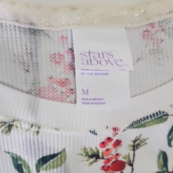 Stars Above Pajama Set - Picture 4 of 8